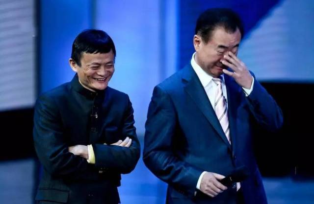 691539331168813.jpg 愛可青護欄祝賀馬云重回中國首富.jpg